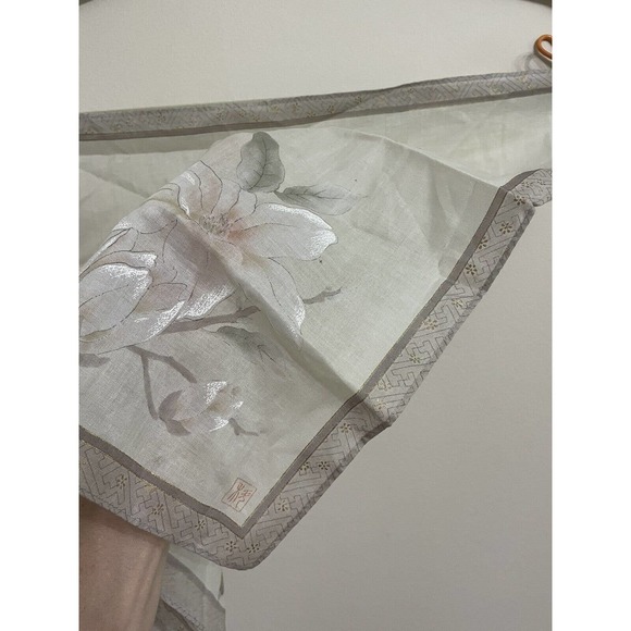 Vintage Mid Century Scarf Handkerchief Hanky Cream Tan Flower - Picture 7 of 10